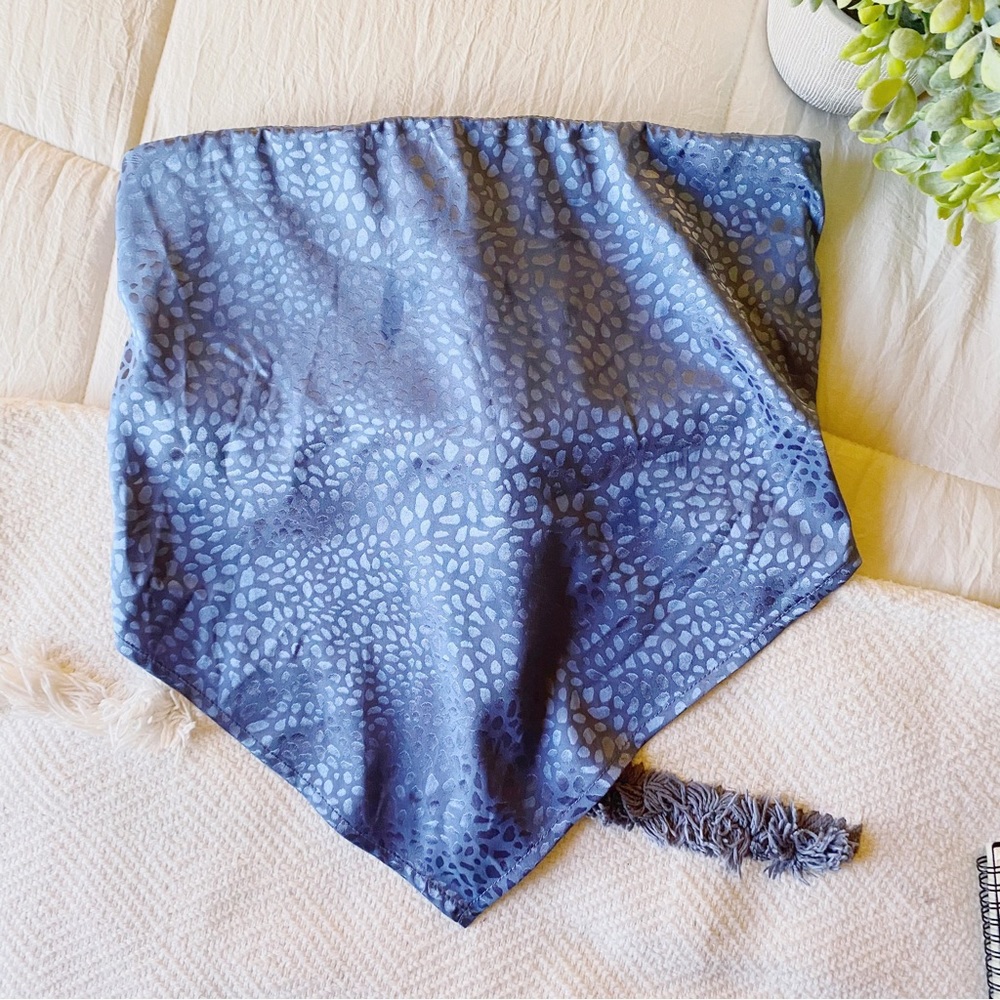 Endless Blu Speckled Blue Bandana Top